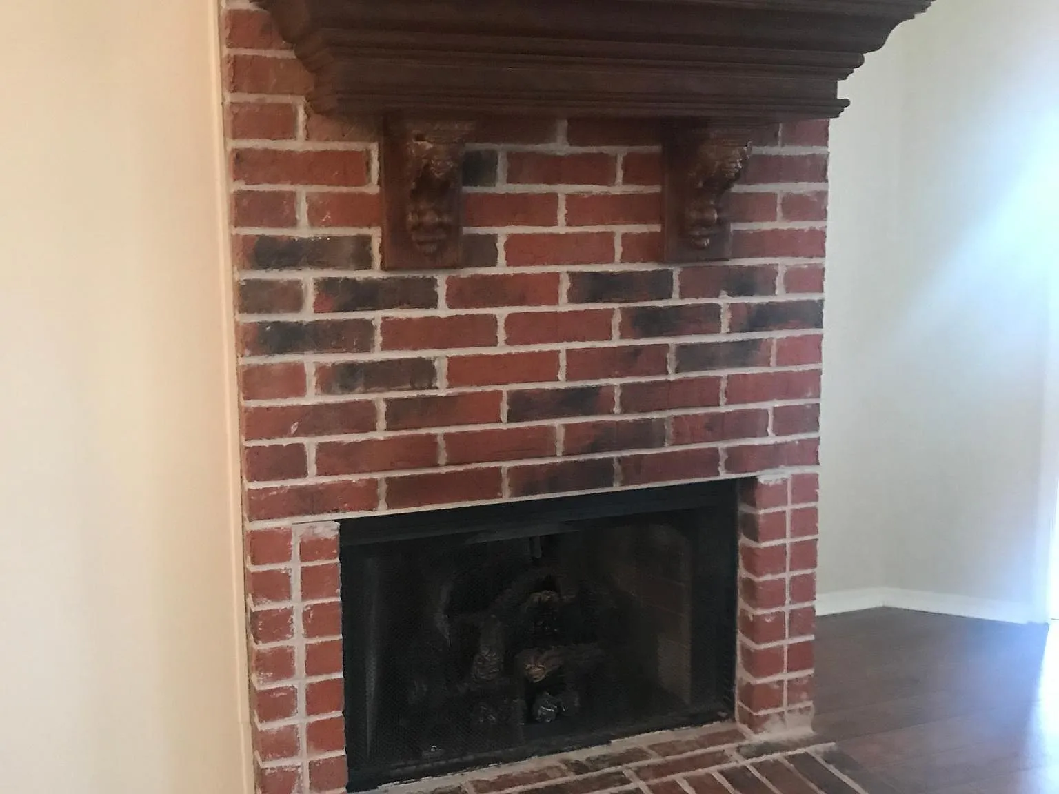 409 N 38th Pl — Photo 3