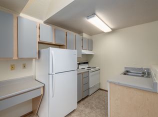 4235 12th Ave NE APT 304, Seattle, WA 98105