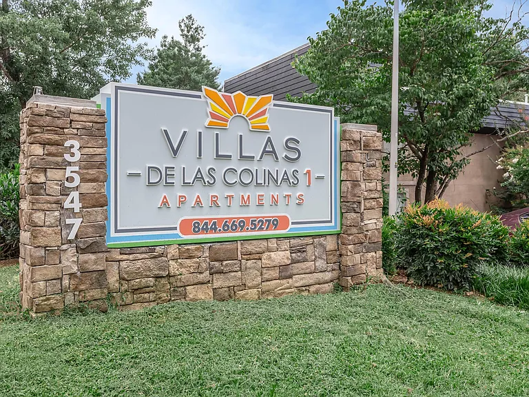Villas de las Colinas 1 — Photo 17