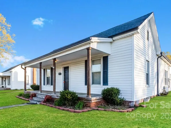 733 Dale Earnhardt Blvd, Kannapolis, NC 28081