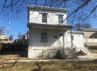 30 Orchard St, Eastchester, NY 10709