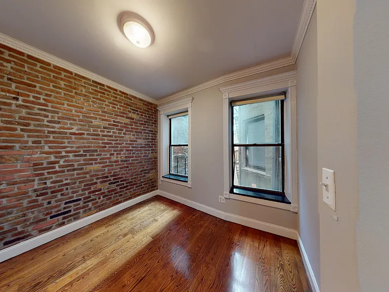 232 Elizabeth St #5B — Photo 7