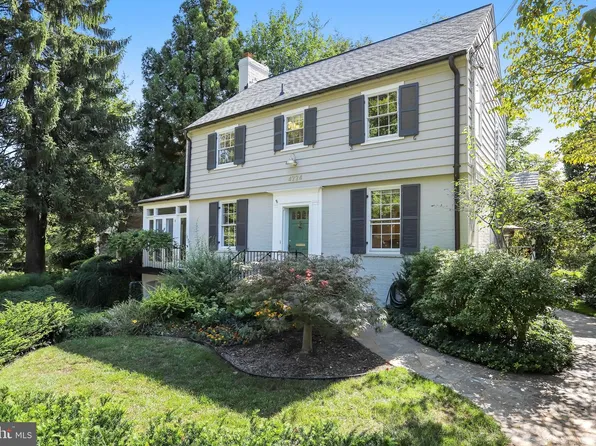 4224 Oakridge Ln, Chevy Chase, MD 20815