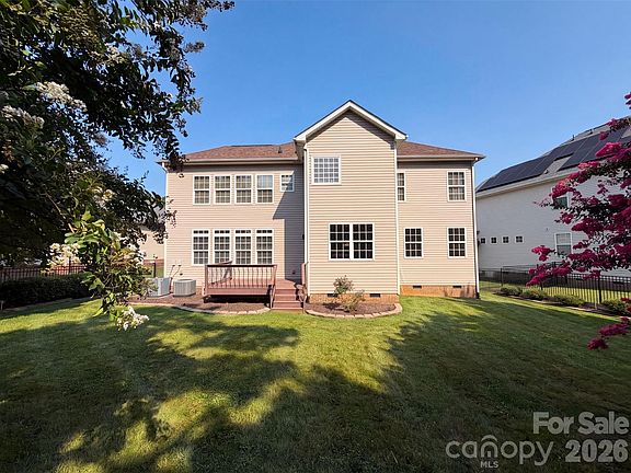 5th image of 1139 Donelea Ln NW
