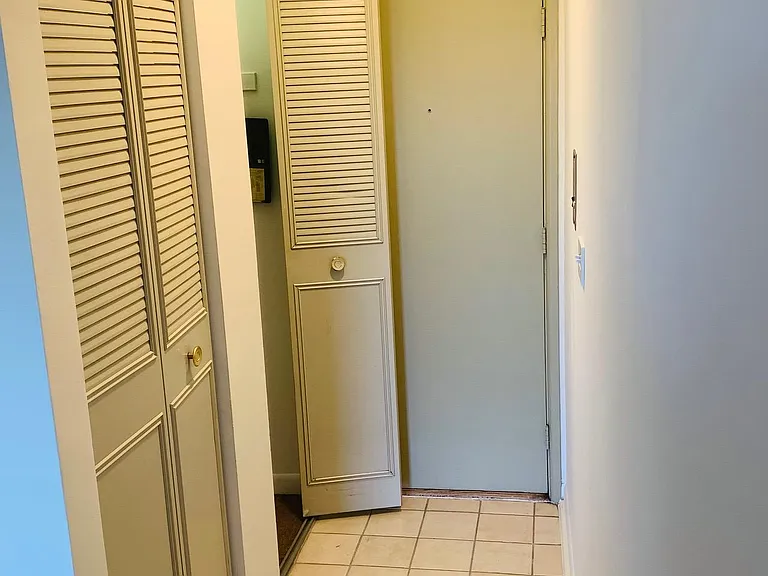 8232 Niles Center Rd #415 — Photo 3