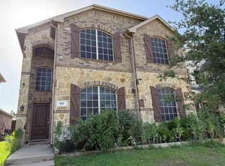 621 Big Horn Rd, Crossroads, TX 76227