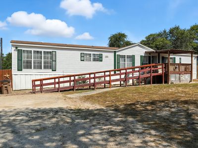 22810 Black Cherry, Elmendorf, TX, 78112