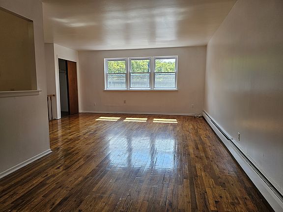 3rd image of 8 Bay 43rd St Floor 2