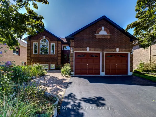 26 Timberland Cres, Wasaga Beach, ON L9Z 1G7