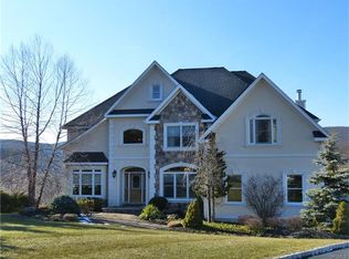 37 Pierce Dr, Stony Pt, NY