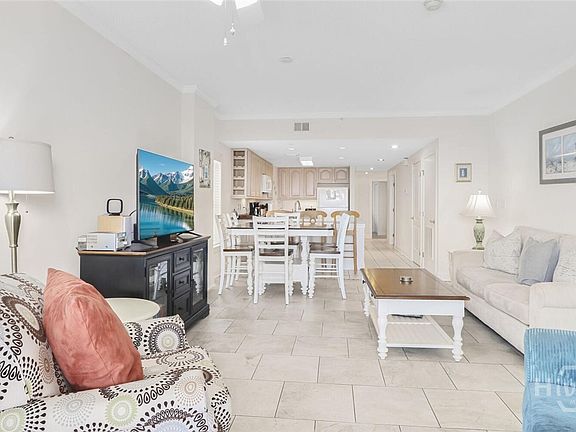 4th image of 1609 Strand