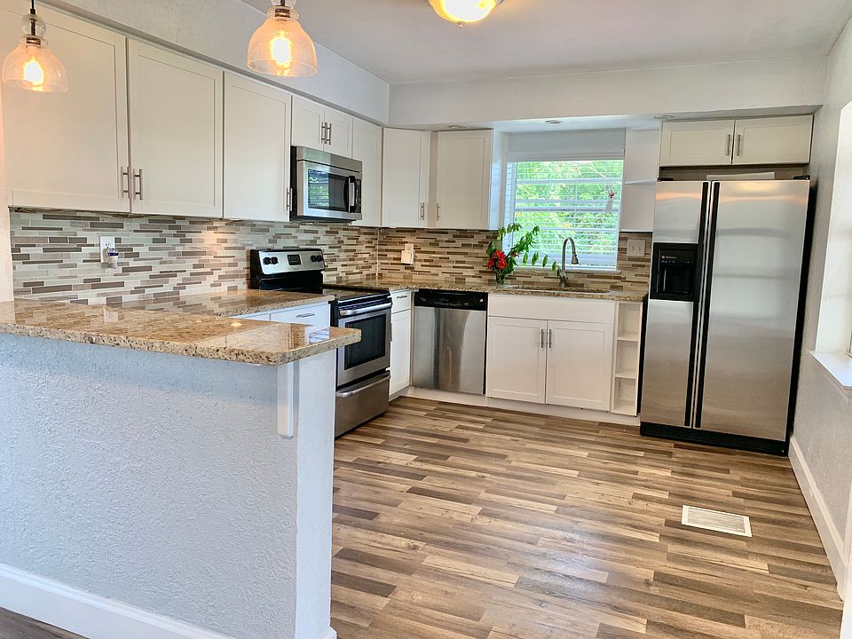 1st image of 2119 Lake Christie Dr