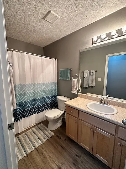 2155 Hagood Loop - 1 — Photo 2