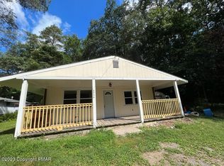 8934 Twin Lake Dr, Kunkletown, PA 18058