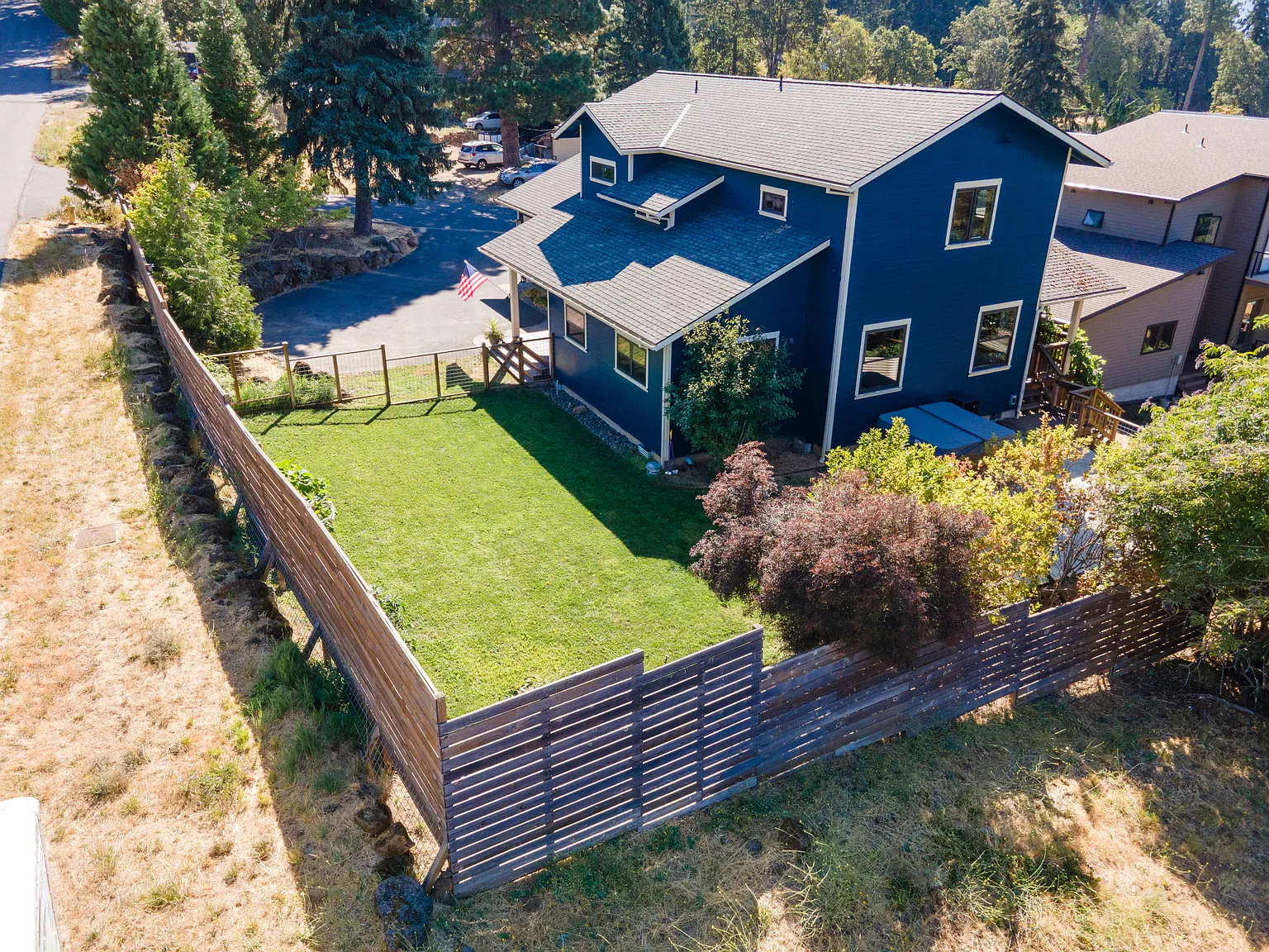 4 bed, 2.5 bath, 1944 sqft, $3,500 — Photo 4