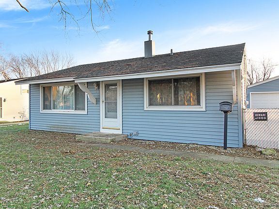 2nd image of 1844 Endicott Cir