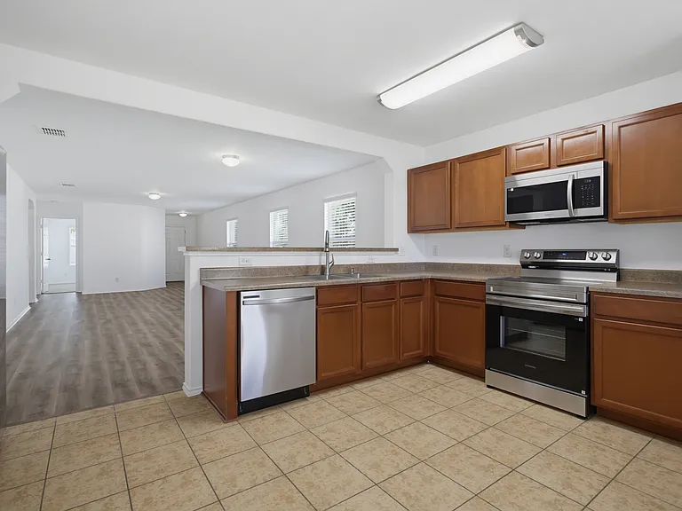 332 Lonestar Gait — Photo 11