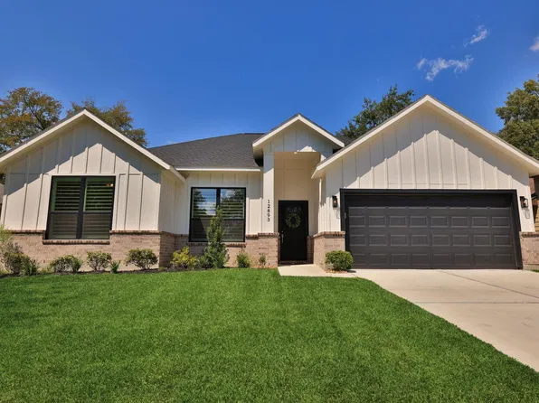 12893 Orion Ct, Willis, TX 77318
