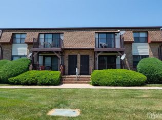 607 N Oaks Blvd, North Brunswick, NJ 08902