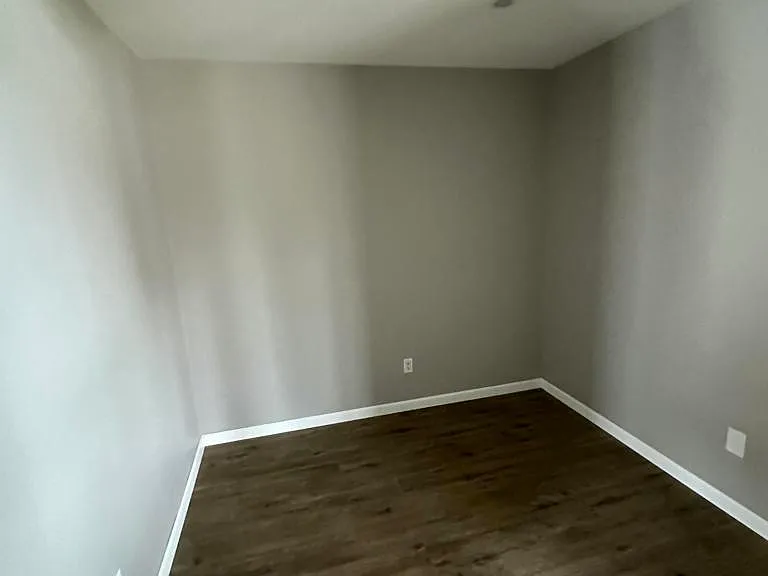 40 Mission Dr — Photo 5