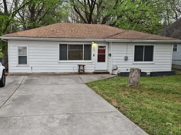 2648 N Howard Avenue, Springfield, MO 65803