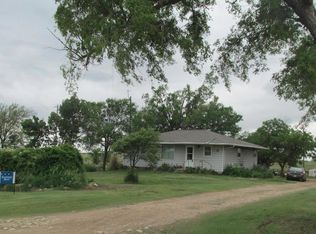 2879 Flag Rd, Abilene, KS 67410