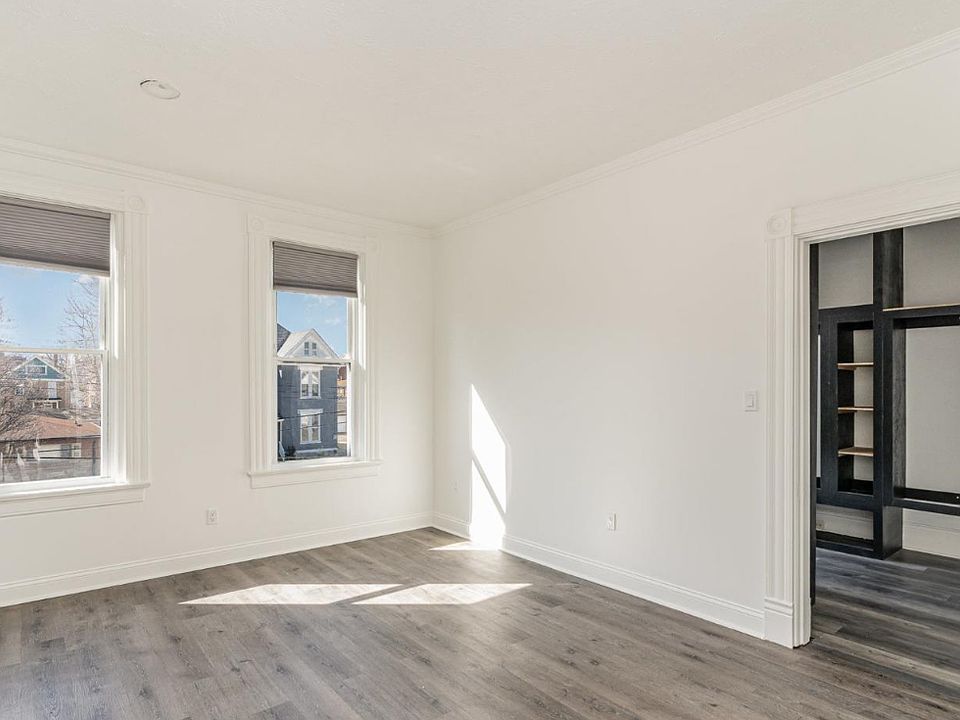 1st image of 2012 Crown Ave #2
