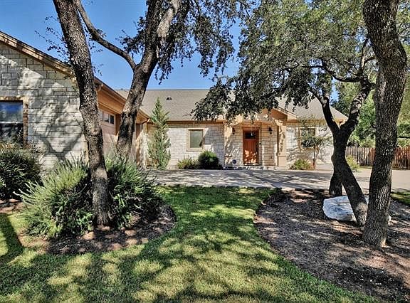 3rd image of 1003 Cedar Park Dr