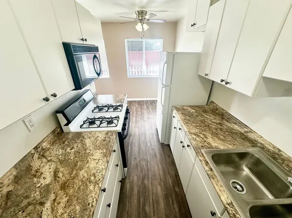 Grape (Hendrick/Carey Ryan, LLC), 3144 Grape St APT 3, San Diego, CA 92102