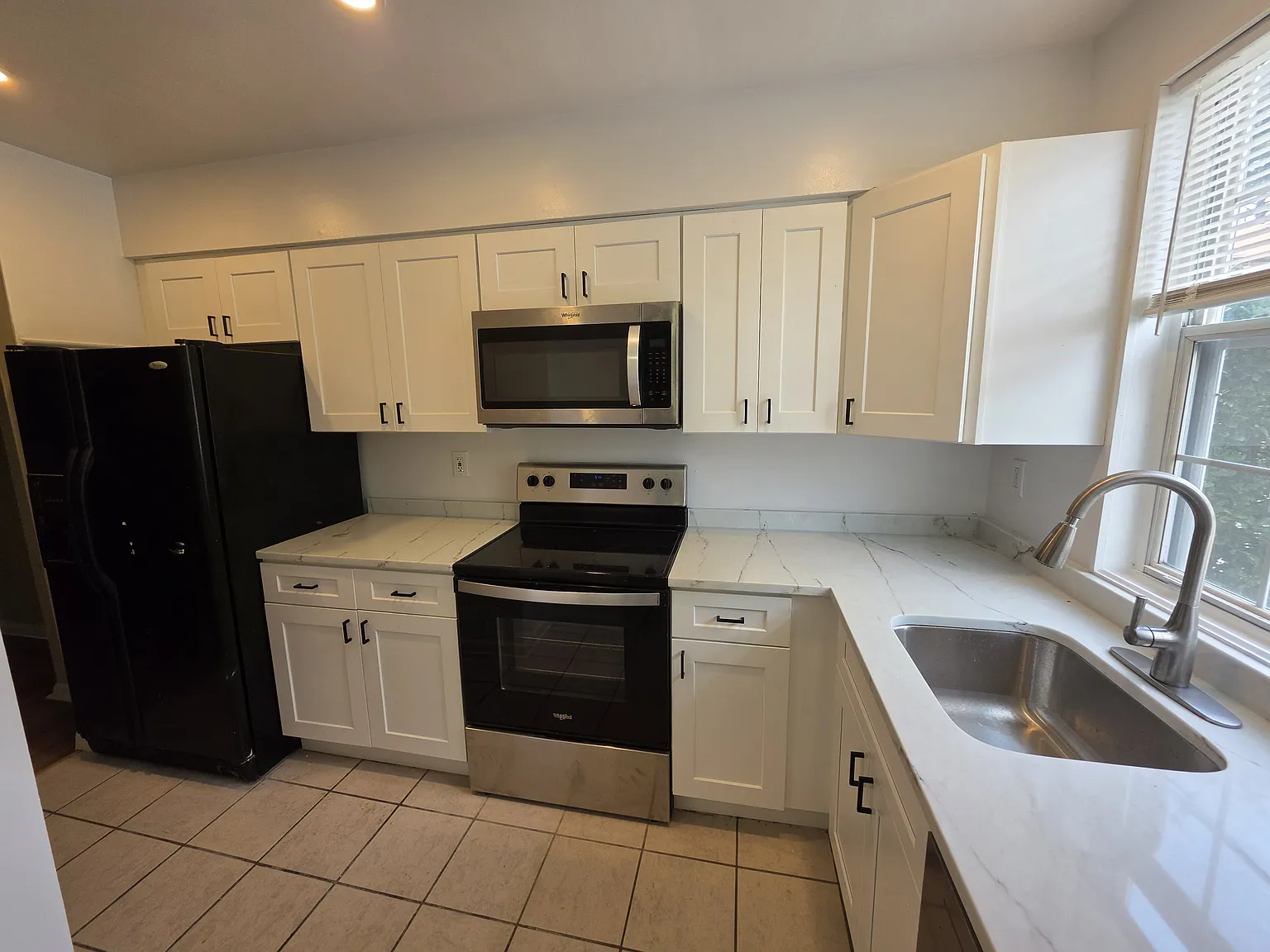 28 Ritters Ridge Ct — Photo 2