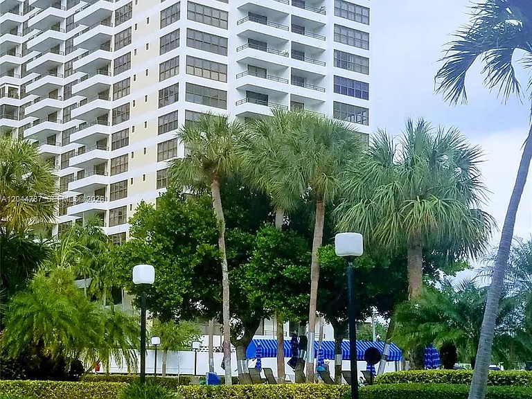 600 Three Islands Blvd #1218 — Photo 21