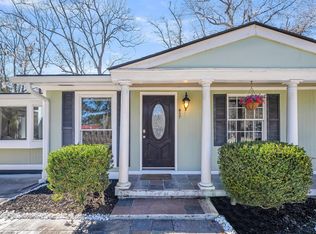 817 Savage Rd, Charleston, SC 29414