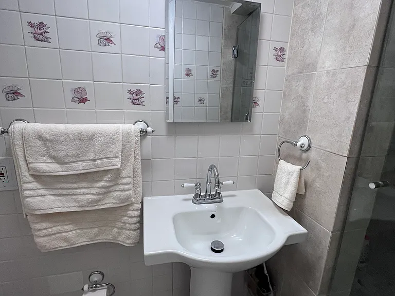 2 bath