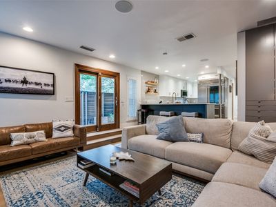 4102 Bowser Ave APT 8, Dallas, TX, 75219