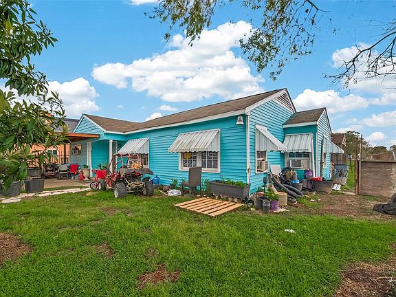 3rd image of 7355 Iwo Jima Rd