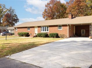 20012 Roosevelt Ave, South Chesterfield, VA 23834