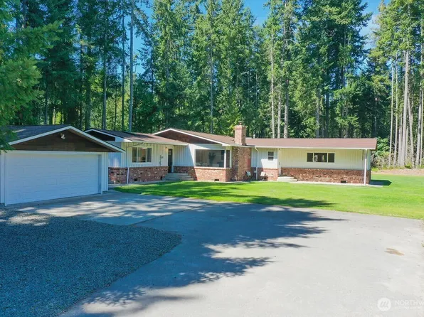 1380 NW Pioneer Hill Road, Poulsbo, WA 98370