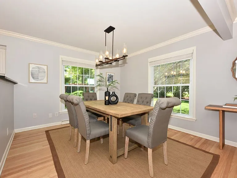 12475 Elmhurst Pkwy — Photo 5