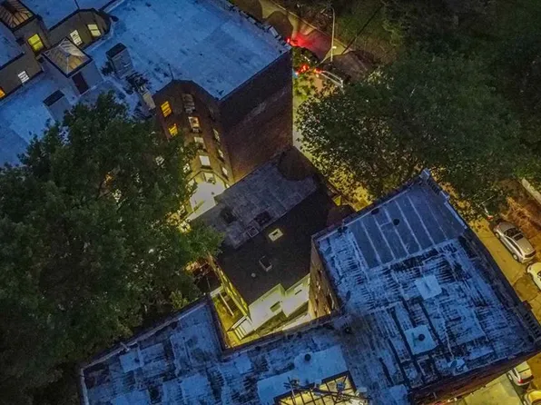 2448 Webb Avenue image 25 of 27