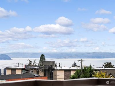 4407 42nd Avenue SW #C, Seattle, WA, 98116