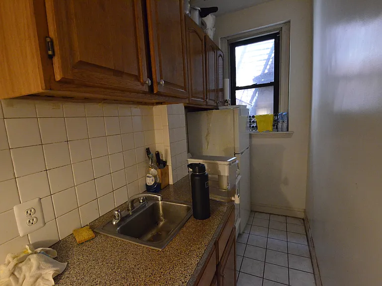 63 Burbank St #6 — Photo 15