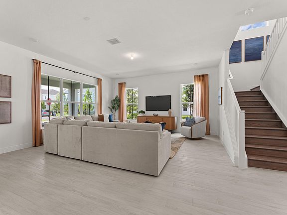 5th image of 10950 SW Pioneer Parkway