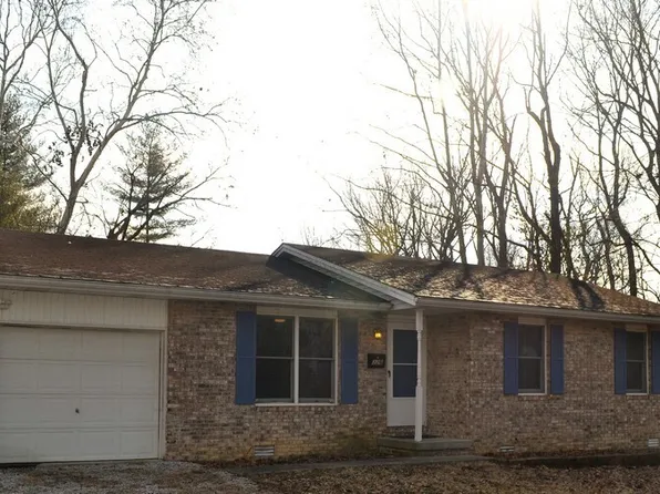 326 Sunnyside Dr, North Vernon, IN 47265