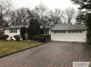 5 Bosko Dr, East Brunswick, NJ 08816