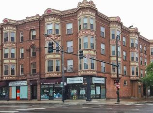 3266 N Clark St, Chicago, IL 60657