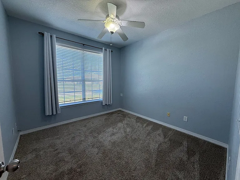 1643 Amarillo Trl — Photo 19