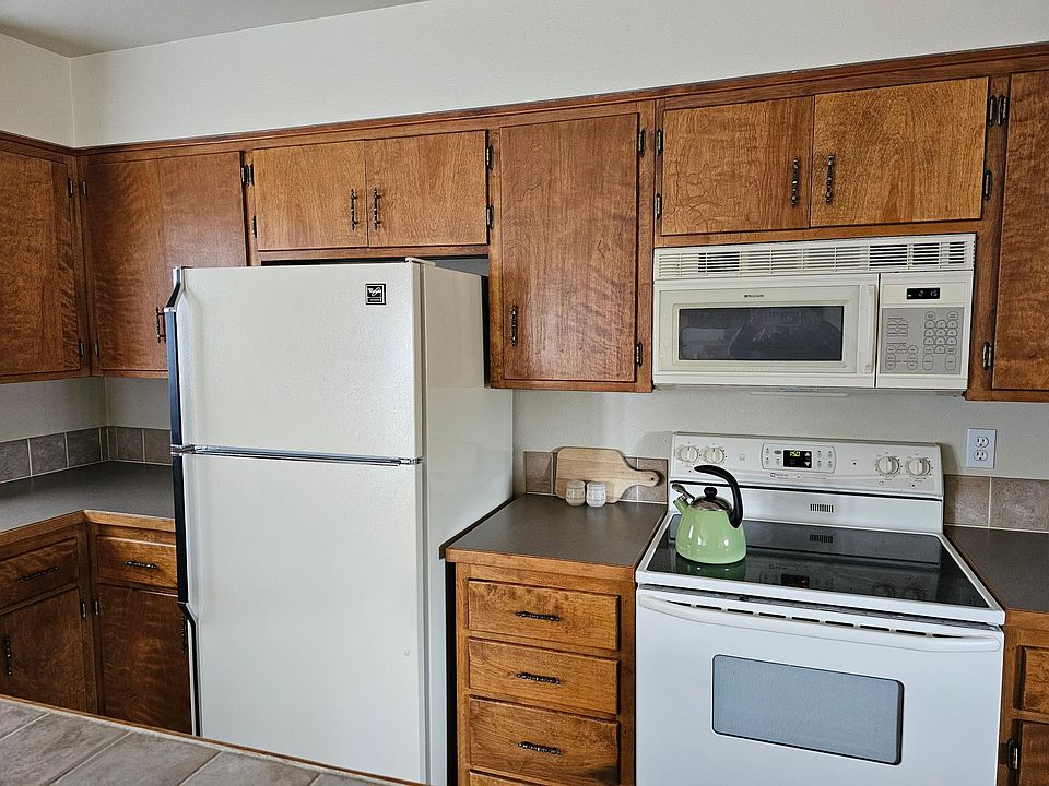 1402 Grafton St, Laramie, WY 82072 Zillow