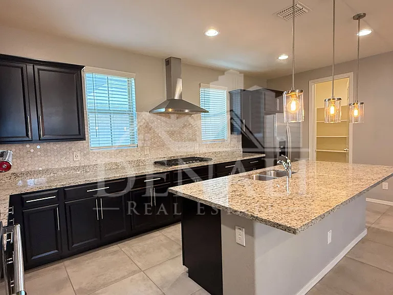 731 W Winchester Dr — Photo 9