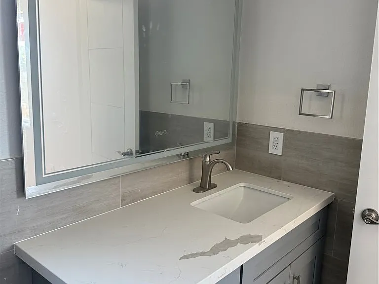 16607 Lucia Ln — Photo 12