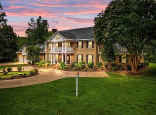 7525 S Tanglewild Dr, Raleigh, NC 27613